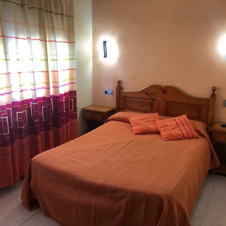 Bujaraloz Hostal La Parrilla Monegros II מראה חיצוני תמונה
