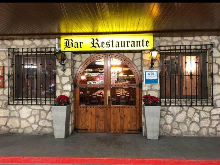 Bujaraloz Hostal La Parrilla Monegros II מראה חיצוני תמונה